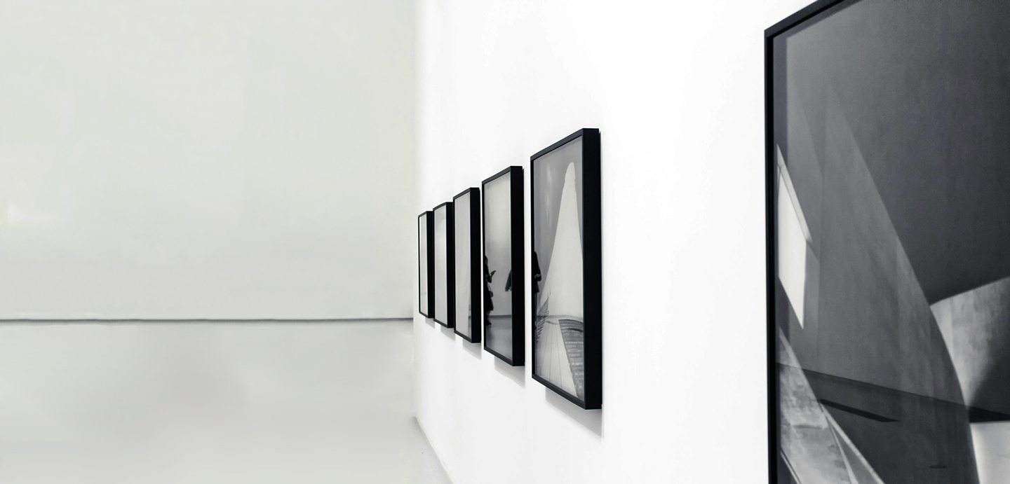 picture hanging system 105